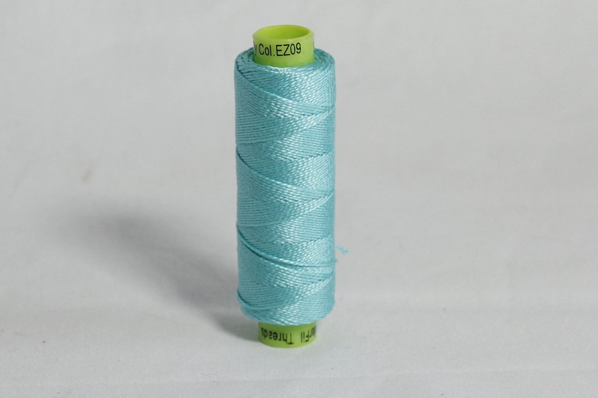 Wonderfil Eleganza Thread - EZ09 - Sea Glass