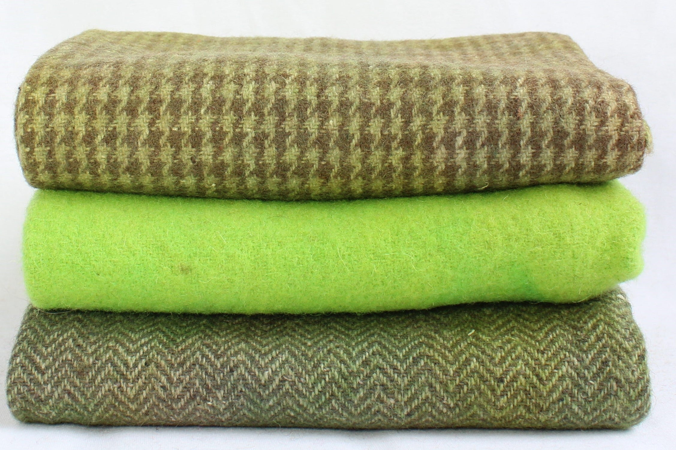 Hand Dyed Wool Fabric - Sherbet